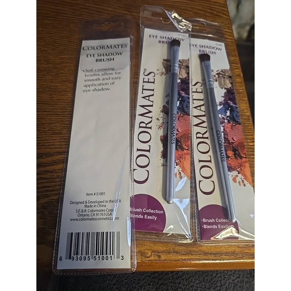 3-COLORMATES Eye Shadow Brush #51001 ‎ Lot Of 3